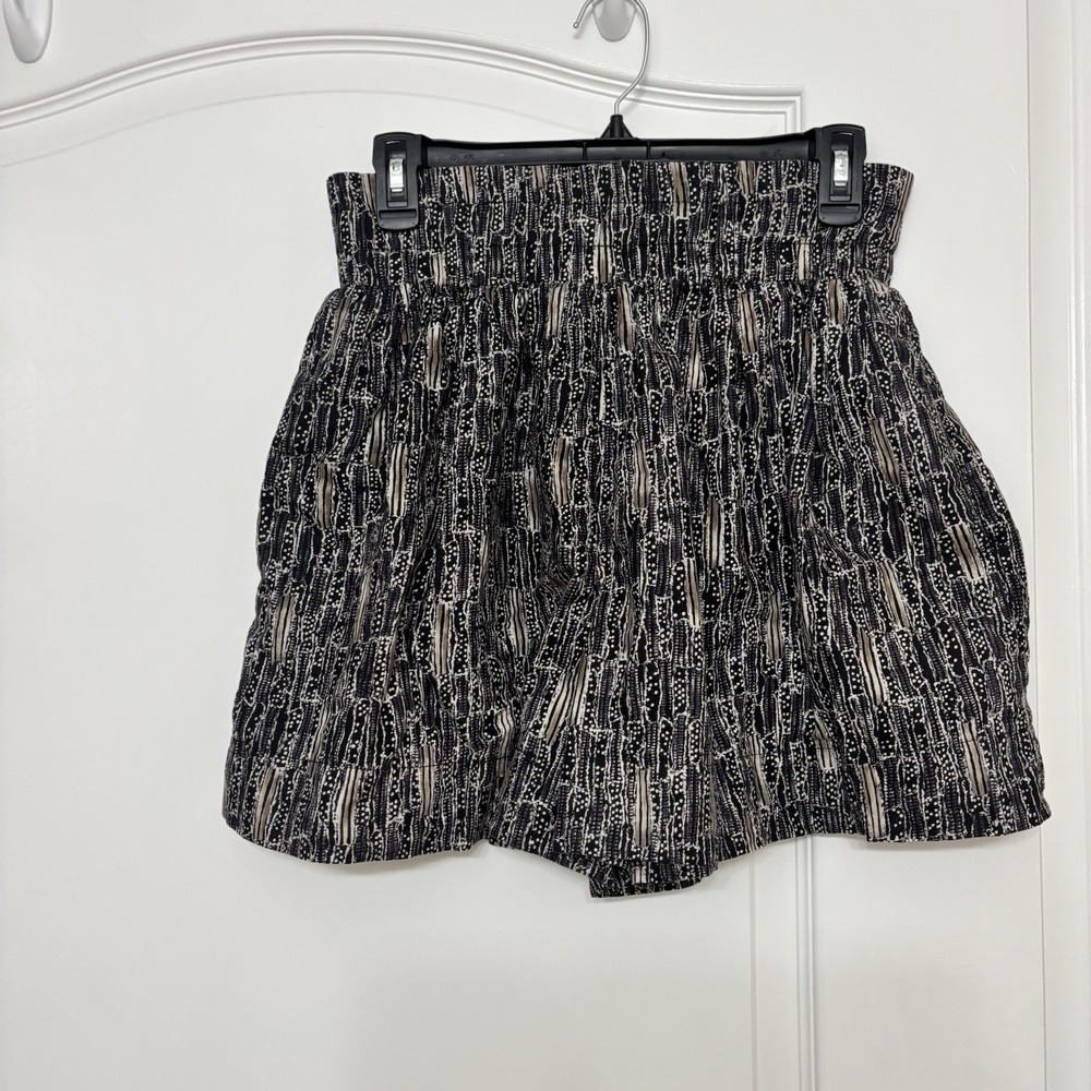 Women's S Casual Shorts Geometric Print Black Beige White Pull-On‎ Elastic Waist